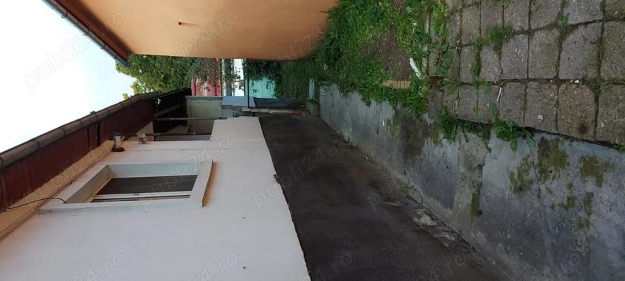 Casă cu 2 camere în Central
