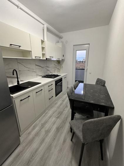 Apartament cu 2 camere decomandat în Ludoș