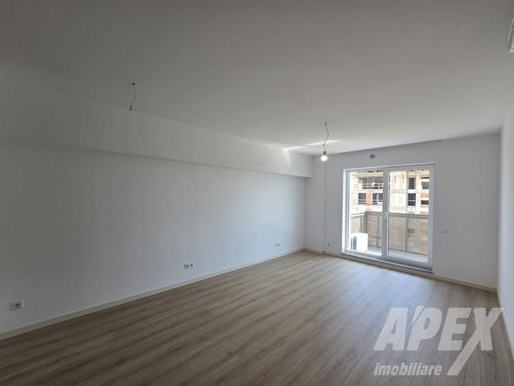 Apartament cu 2 camere decomandat în Drumul Taberei