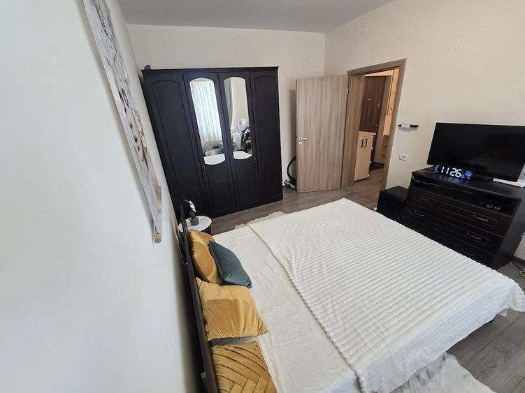 Apartament cu 2 camere decomandat în Giroc