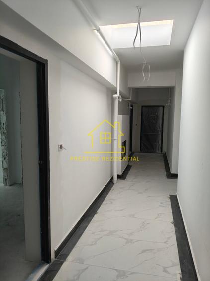 Apartament cu 2 camere decomandat în Theodor Pallady