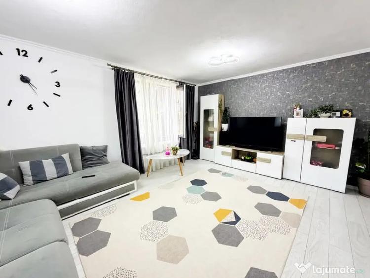 Casă cu 4 camere cu Teren 485 Mp în Ștefănești