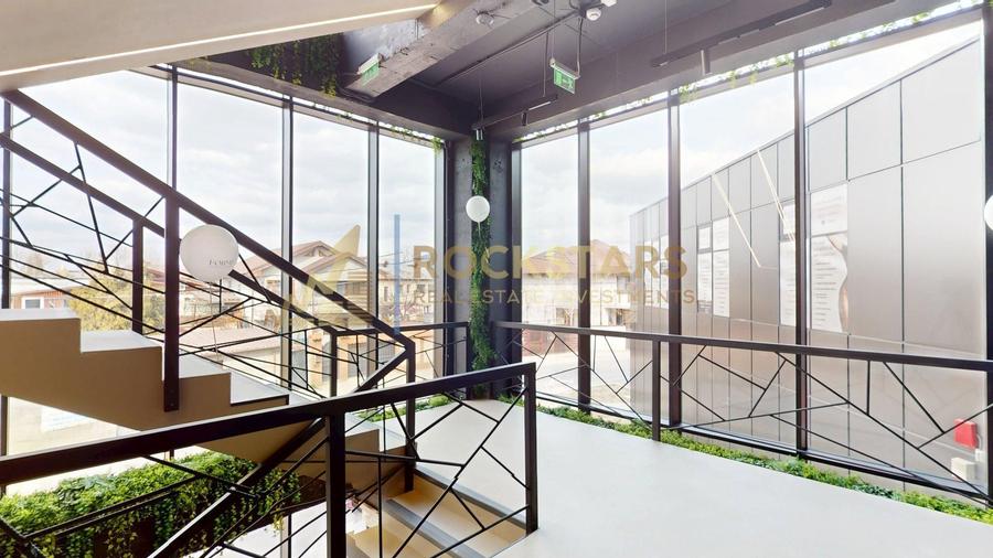 Spațiu comercial, de 148.60000610352 mp, în Dobroești