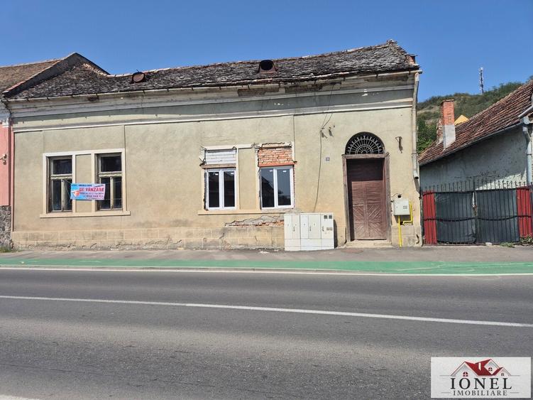 Casă individuală cu 3 camere cu Canalizare în Aiud