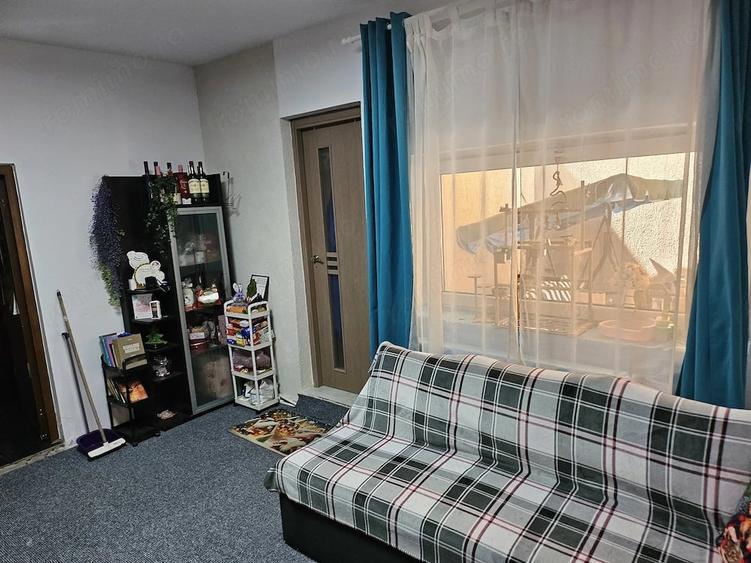Casă cu 3 camere cu Teren 100 Mp în Exterior Vest