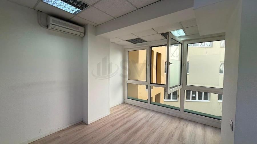 Birou, de 370 mp, în Calea Victoriei