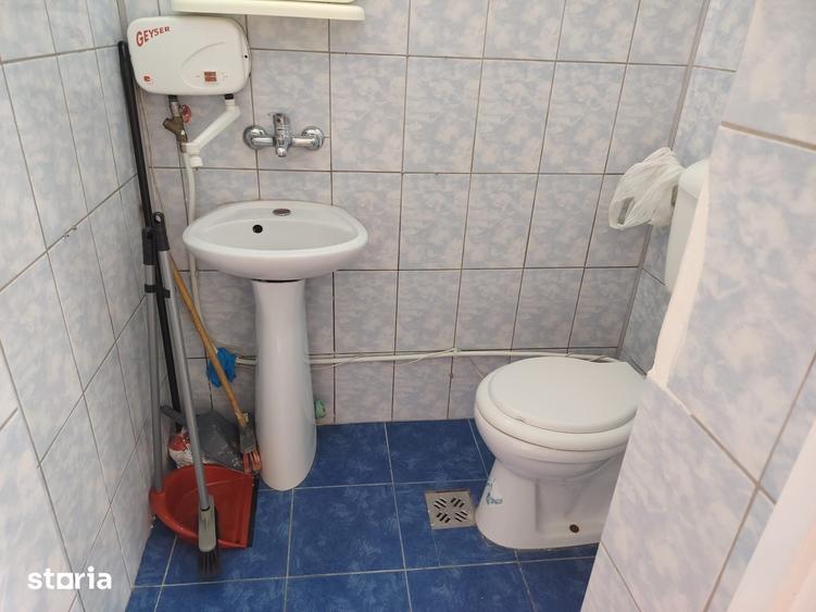 Spațiu comercial, de 30 mp, în Central