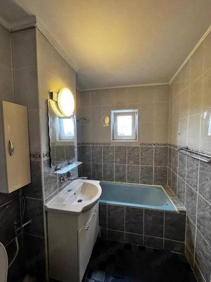 Apartament 3 camere, 71 mp, zona Lapus - 9