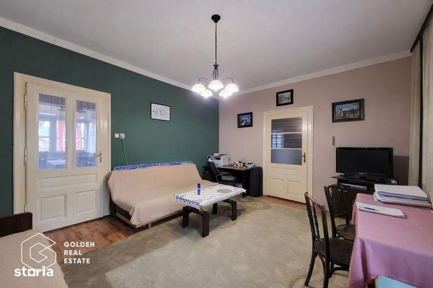 Casă cu 3 camere decomandat în Barațca