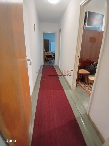 Brancoveanu - Aleea Dorohoi - apartament 3 camere - 1