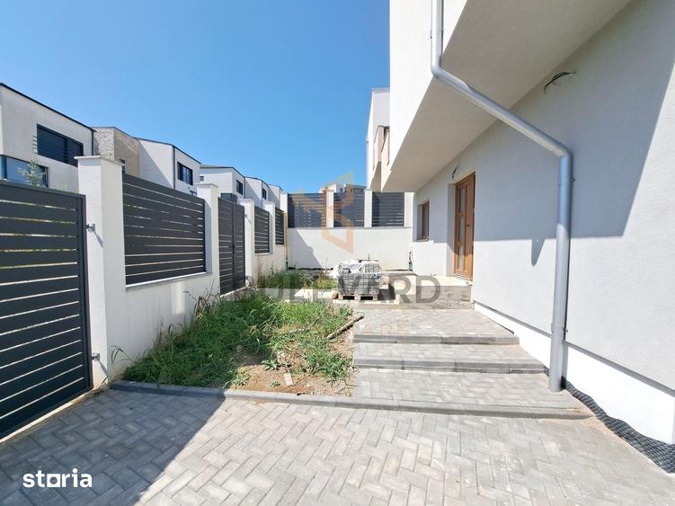 Casă cu 4 camere cu Teren 250 Mp în Florești