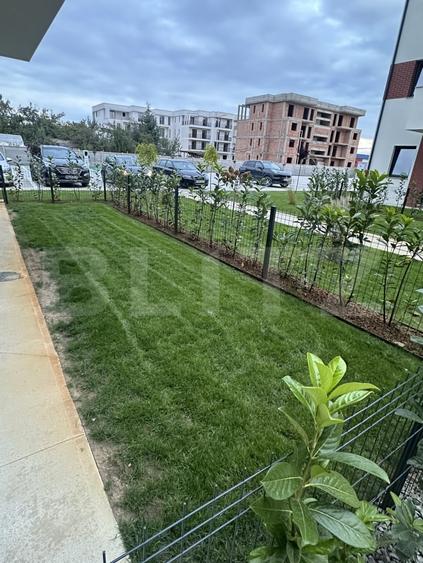Apartament cu 3 camere decomandat în Careiului