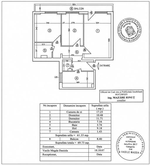 Apartament cu 3 camere decomandat în Drumul Taberei