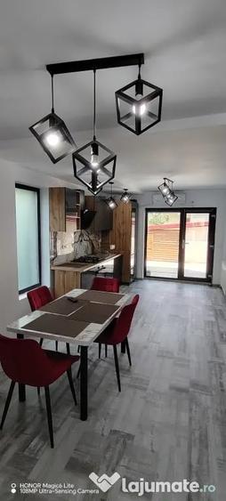 Apartament cu 3 camere decomandat în Nord
