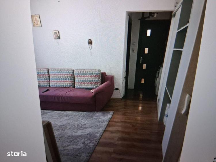 Apartament cu 2 camere semidecomandat în Pantelimon