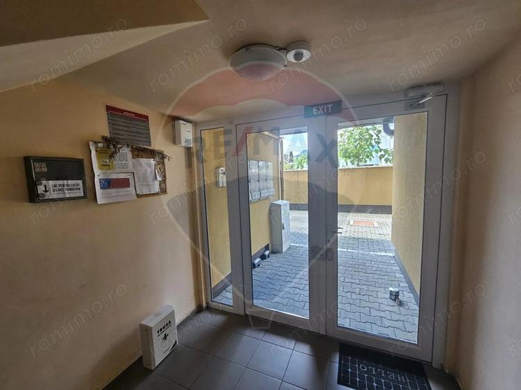Garsonieră decomandată în Central