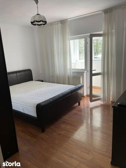 Apartament cu 2 camere decomandat, mobilat în Decebal