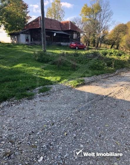 Casă cu 3 camere cu Teren 11200 Mp în Vânători