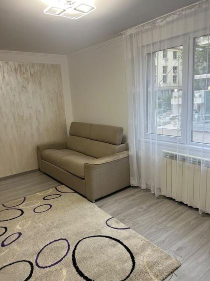 Apartament cu 2 camere decomandat în Albești