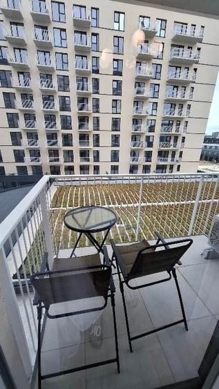 Apartament cu 2 camere semidecomandat în Baza 3
