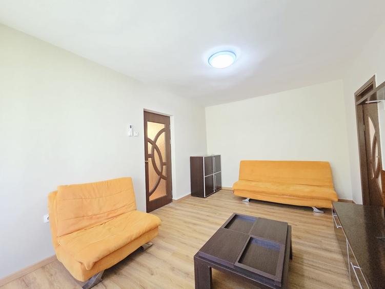 Apartament cu 2 camere semidecomandat în Țiglina 1