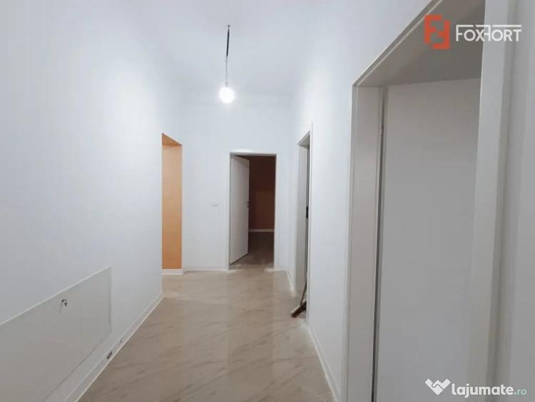 Apartament cu 2 camere decomandat în Giroc