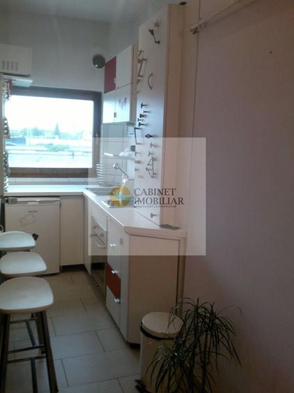 Garsonieră semidecomandată, mobilată în Gara de Nord