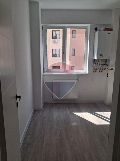 Apartament 2 camere | 45 mp | Et. 3 | Str. Visoianu | 210 EUR/lună - 4