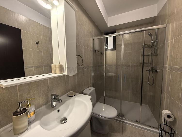 Casă individuală cu 5 camere cu Piscina în Pipera
