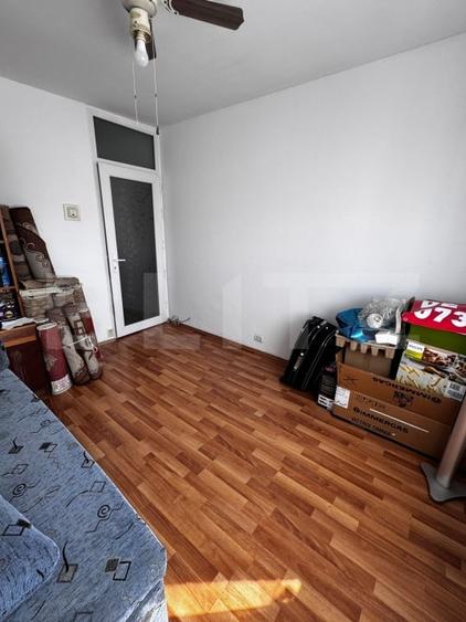 Apartament cu 4 camere decomandat, mobilat în Câmpia Turzii