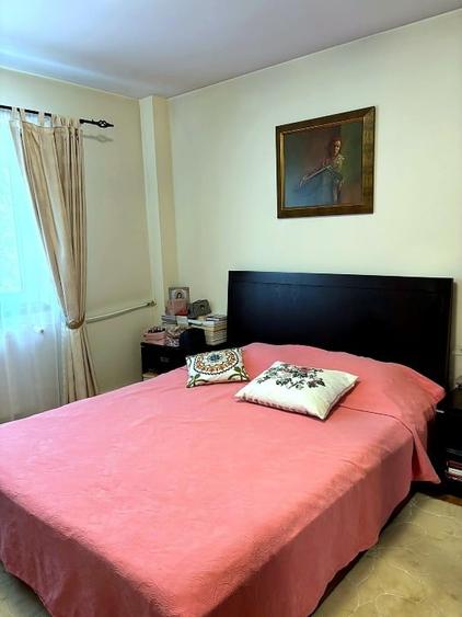 Apartament cu 4 camere decomandat, mobilat în Sebastian