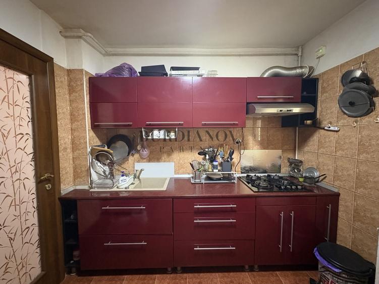 Apartament cu 2 camere decomandat, mobilat în Gorjului