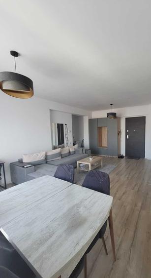 Apartament cu 2 camere decomandat în Pantelimon