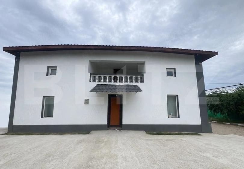 Casă individuală cu 4 camere cu Canalizare în Titu
