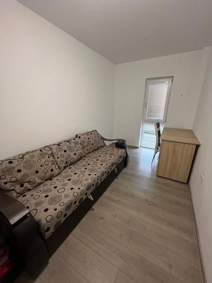Apartament cu 3 camere decomandat în Giroc
