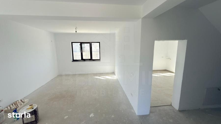 Casă cu 5 camere cu Teren 456 Mp în Malu Mare