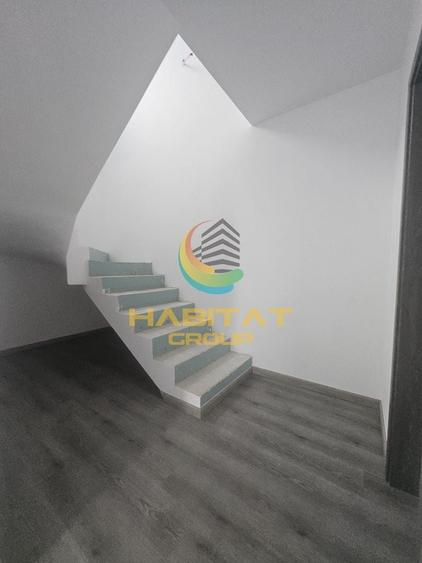 Duplex cu 3 camere cu Canalizare în Central