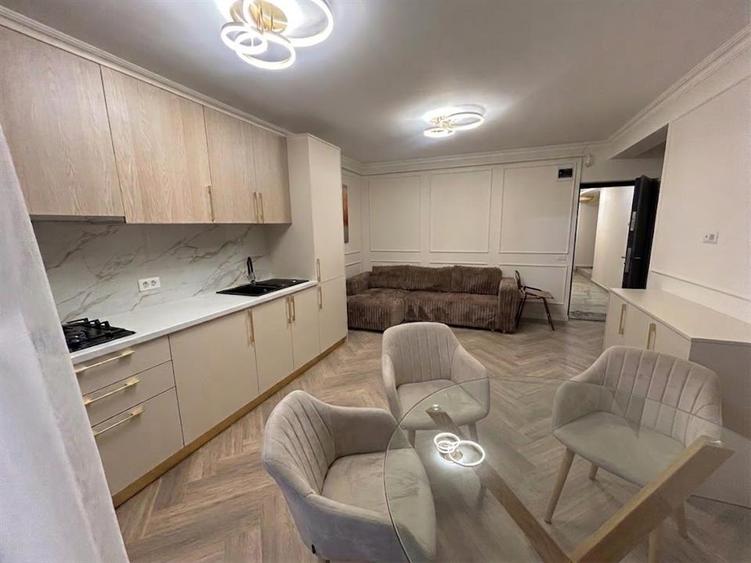 Apartament cu 2 camere decomandat, mobilat în Ipotești