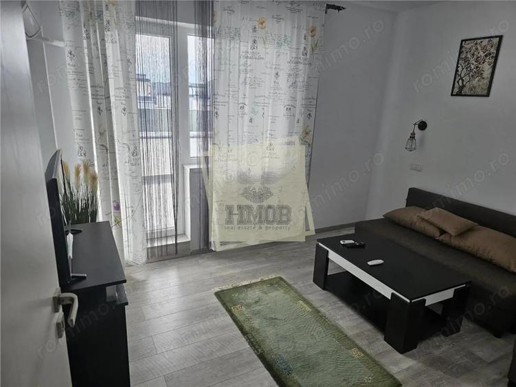 Apartament cu 4 camere, mobilat în Central