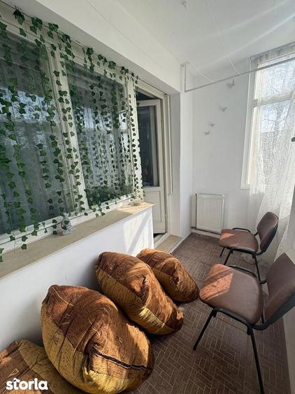 Apartament cu 2 camere în Podu Roș