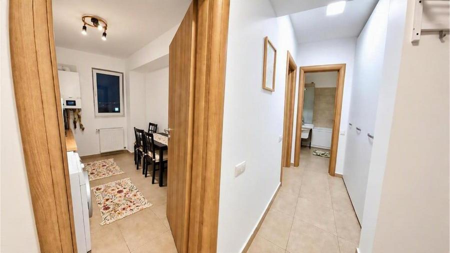 Apartament cu 2 camere decomandat în Central