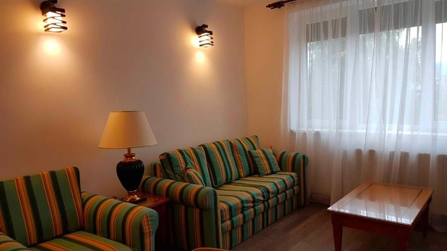 Apartament cu 2 camere decomandat, mobilat în Ultracentral