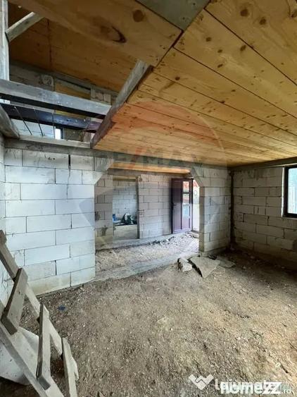 Casă cu 7 camere cu Teren 300 Mp în Voroneț