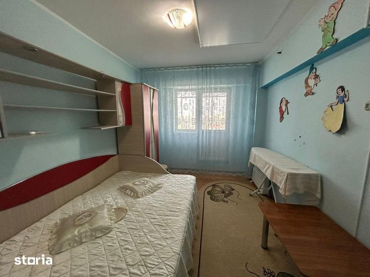 Apartament cu 3 camere, mobilat în Viziru 3
