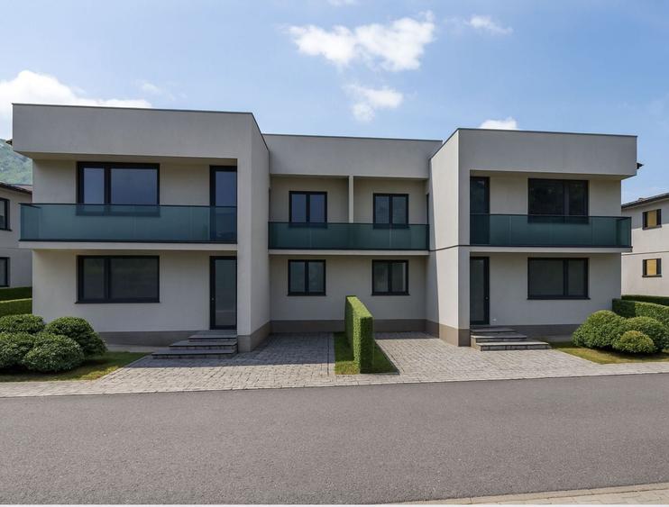 Duplex cu 3 camere cu Canalizare în Sud-Vest