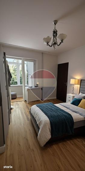 Apartament cu 3 camere decomandat în Central