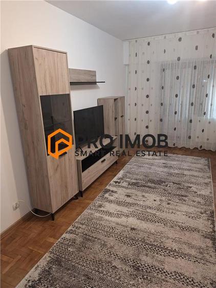 Apartament cu 2 camere decomandat, mobilat în 1 Decembrie