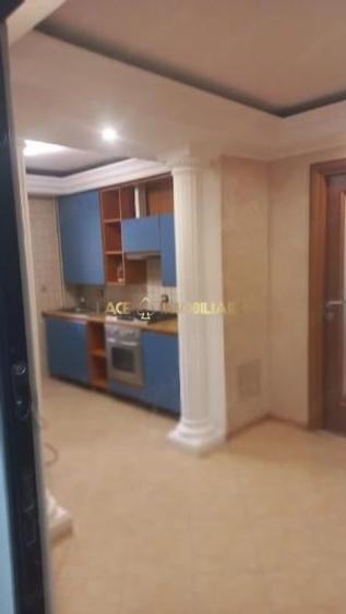 Apartament cu 3 camere semidecomandat, mobilat în Berceni