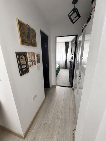 Apartament cu 2 camere decomandat în Petros