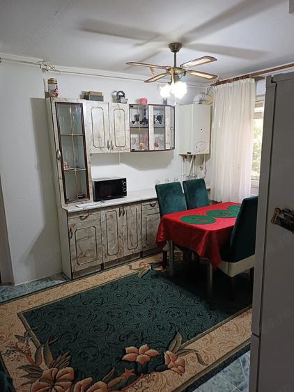 Apartament cu 3 camere semidecomandat în Freidorf